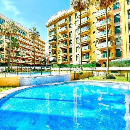 Primera Linea Playa , Front Line Beach Торемолинос Екстериор снимка