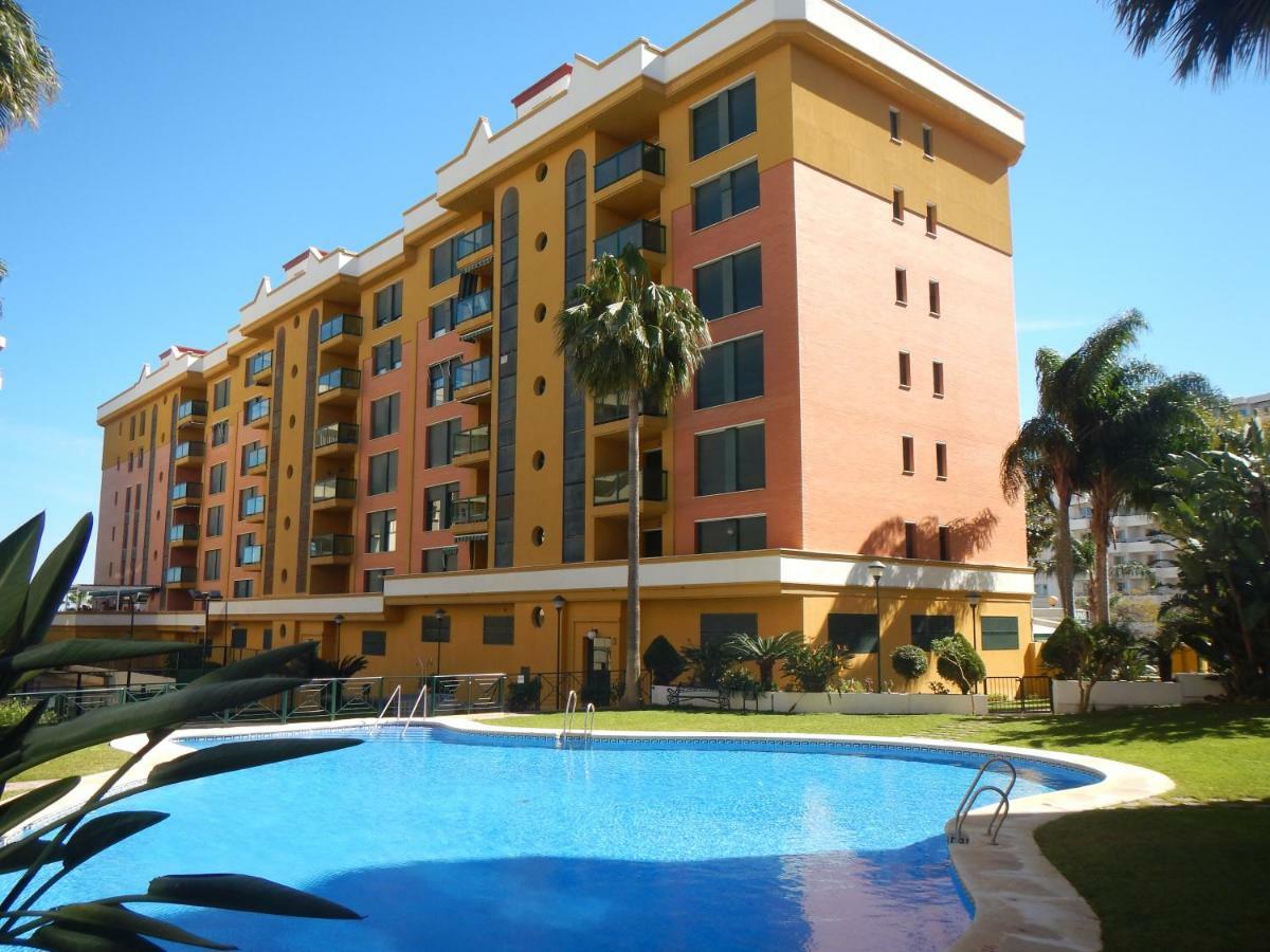 Primera Linea Playa , Front Line Beach Торемолинос Екстериор снимка